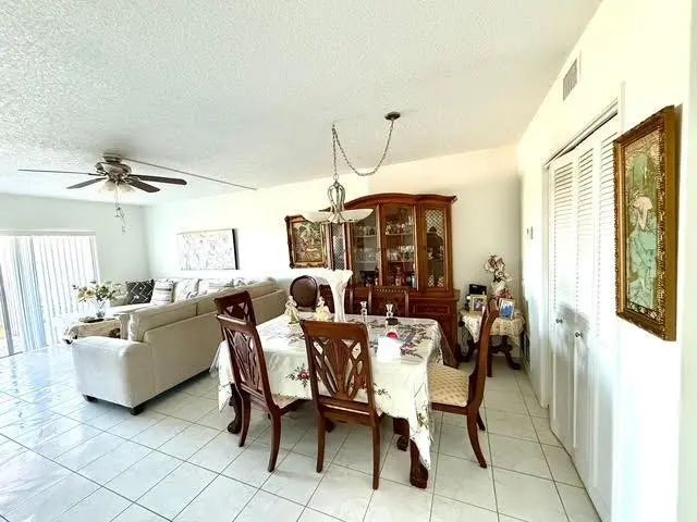 5 of 15 - 4330 Hillcrest Drive #904, Hollywood, FL