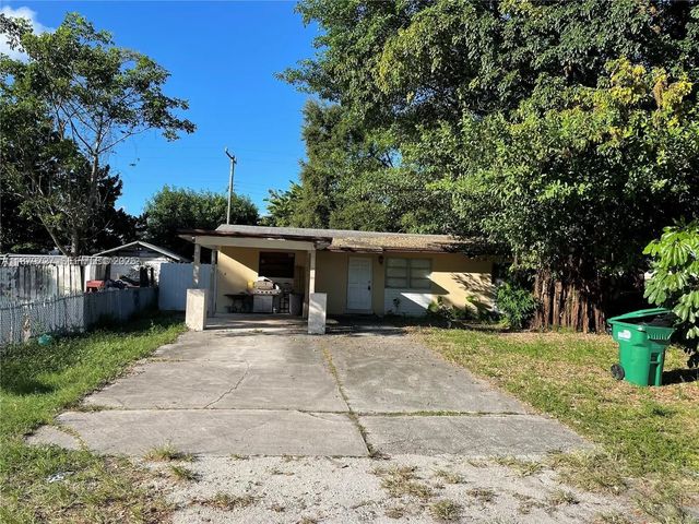 2755 Ne 207th Street, Aventura