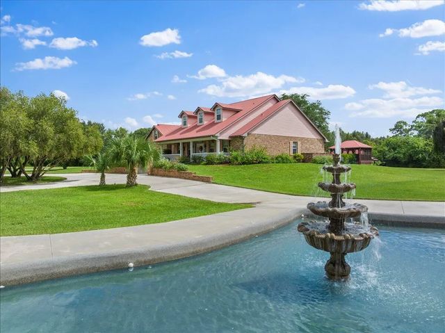 2 of 64 - 930 90th Avenue, Vero Beach, FL