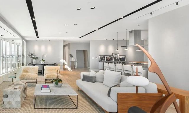 4 of 52 - 4701 N Meridian Avenue #512, Miami Beach, FL