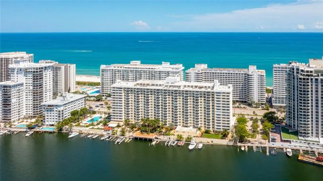 2 of 72 - 5600 Collins Avenue #12e, Miami Beach, FL