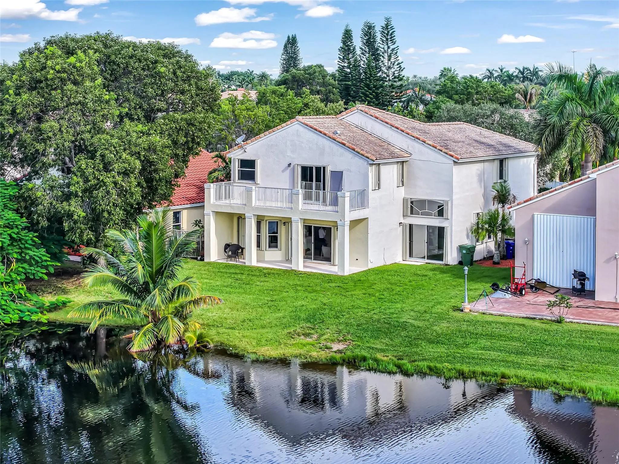 19126 Sw 5th Street, Pembroke Pines