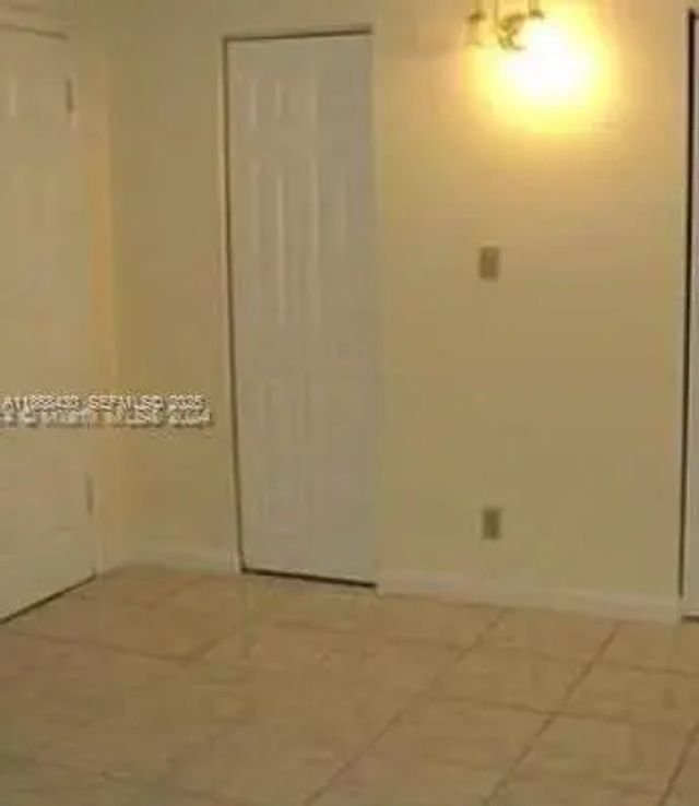 4 of 5 - 4800 Nw 24th Court #d107, Lauderdale Lakes, FL