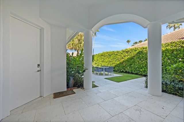 5 of 30 - 2940 Twin Oaks Way, Wellington, FL