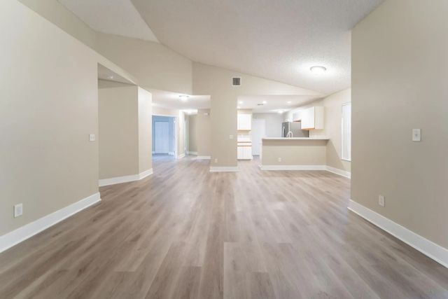 5 of 30 - 9220 Arborwood Circle, Davie, FL
