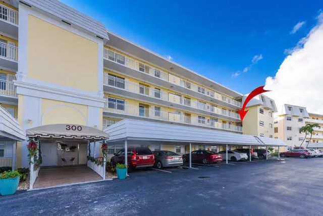 300 John F Kennedy Drive #208, Atlantis