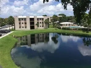 Photo of Listing #F10527095