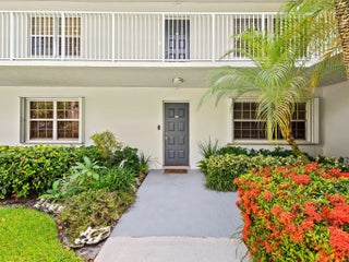 Photo of Listing #F10527235