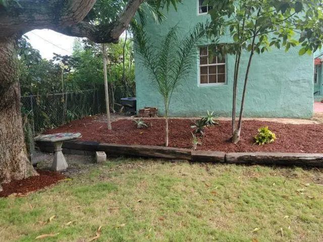 5 of 30 - 121 S B Street, Lake Worth Beach, FL