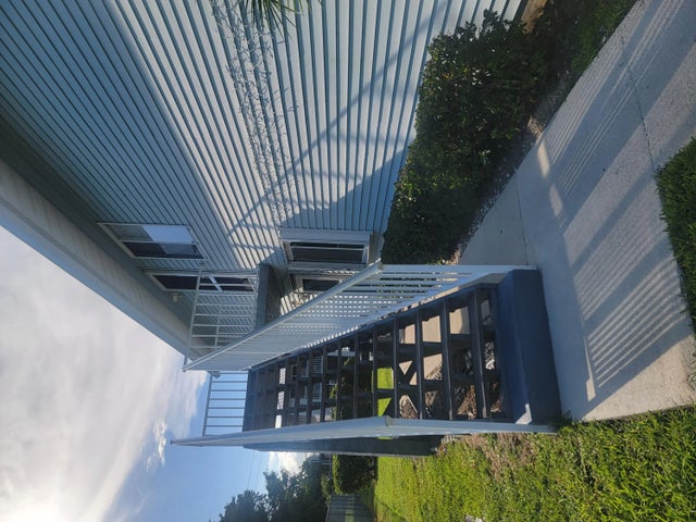 Photo of Listing #R11125143