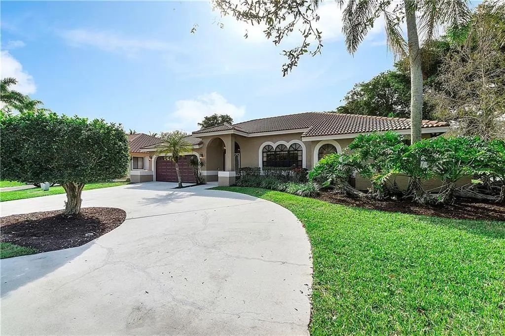 3958 Nw 57th Street, Coconut Creek