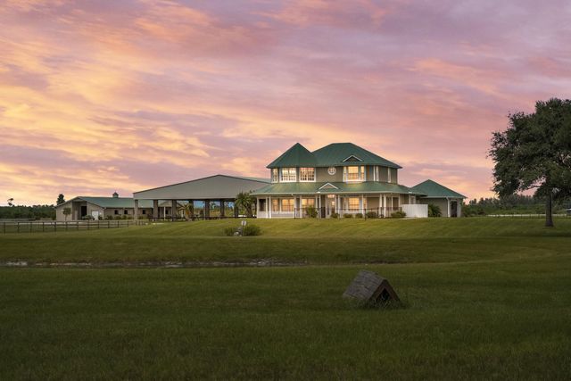 13700 Sw Groveside Drive, Stuart