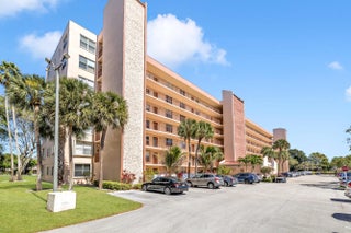 Photo of Listing #R11125362