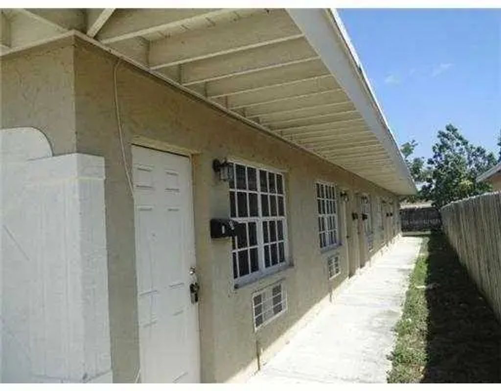 724 Truman, Lake Worth Beach