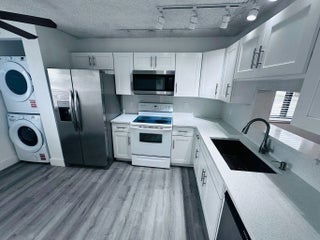 Photo of Listing #R11125470