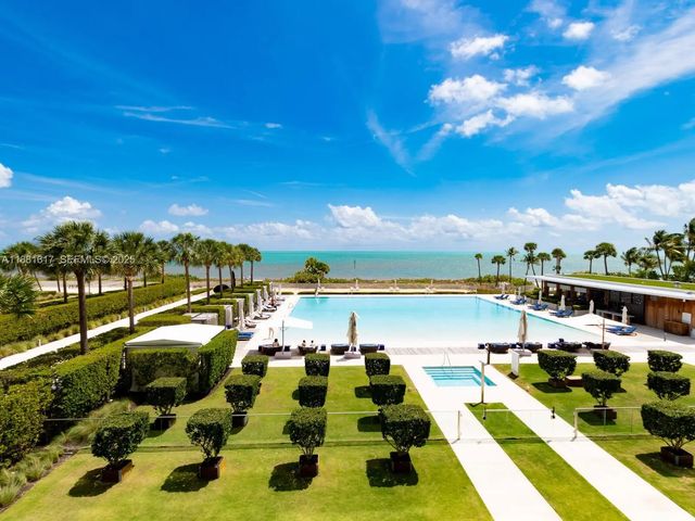 3 of 40 - 360 Ocean Drive #304s, Key Biscayne, FL