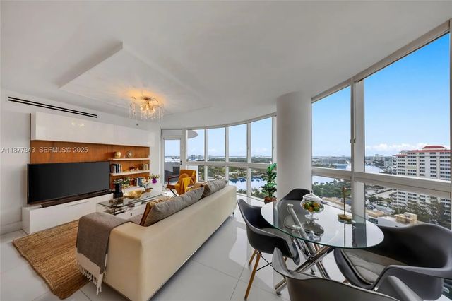 3 of 42 - 6301 Collins Avenue #2107, Miami Beach, FL
