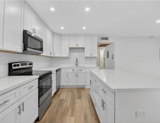 Photo of Listing #R11125591