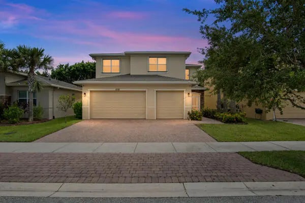 Photo of Listing #R11125623