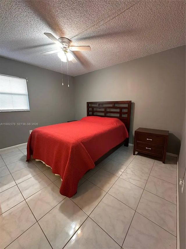 5 of 9 - 2800 Somerset Drive #403j, Lauderdale Lakes, FL