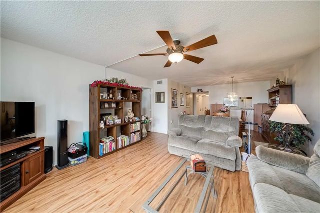 3 of 32 - 3521 Environ Boulevard #209, Fort Lauderdale, FL