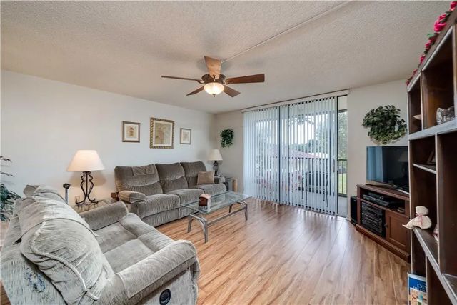 4 of 32 - 3521 Environ Boulevard #209, Fort Lauderdale, FL