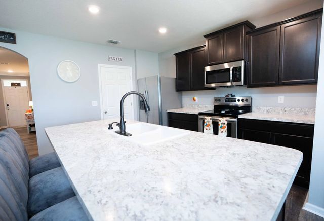 4 of 31 - 8620 Cobblestone Drive, Fort Pierce, FL