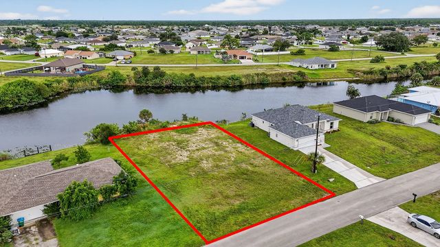 2 of 43 - 2616 Nw 4th Place, Cape Coral, FL