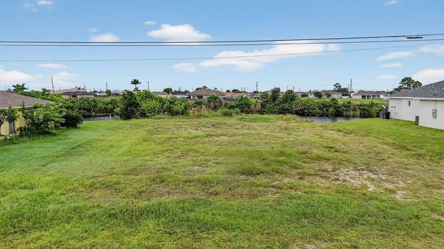 5 of 43 - 2616 Nw 4th Place, Cape Coral, FL