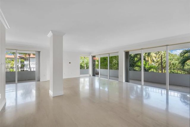 3 of 37 - 155 Ocean Lane Drive #300, Key Biscayne, FL