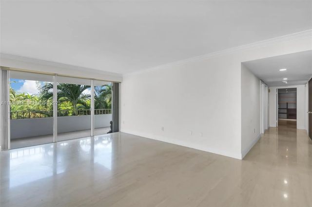 5 of 37 - 155 Ocean Lane Drive #300, Key Biscayne, FL