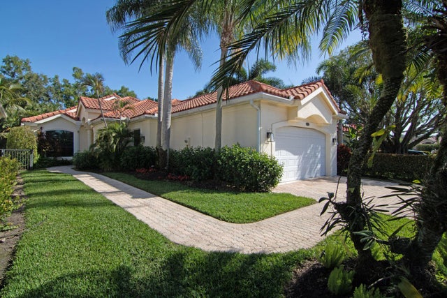 Photo of Listing #R11125903