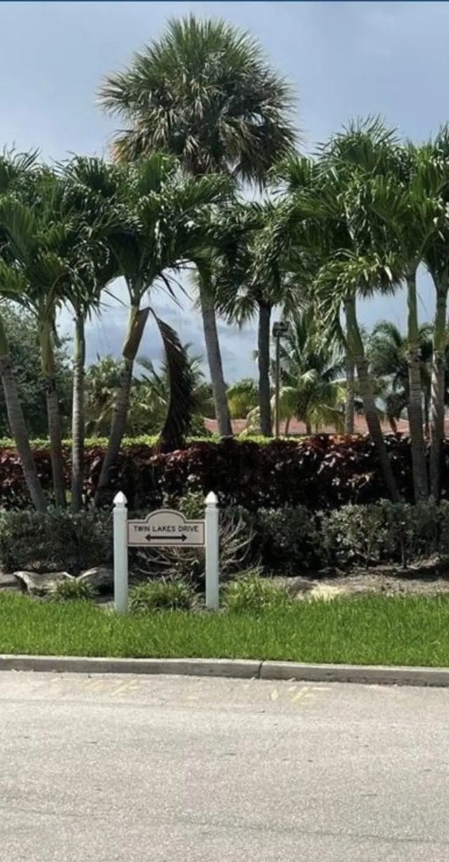 9984 Twin Lakes Drive #35-g, Coral Springs