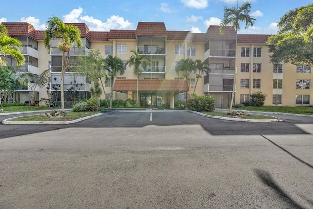 4166 Inverrary Drive #304, Lauderhill