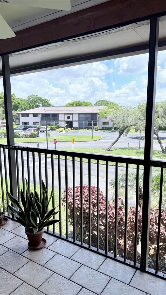 5 of 35 - 9794 N Belfort Circle #202, Tamarac, FL