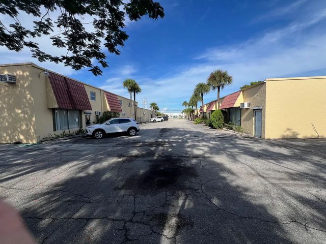 3 of 3 - 1169 Old Dixie Highway #a10, Lake Park, FL