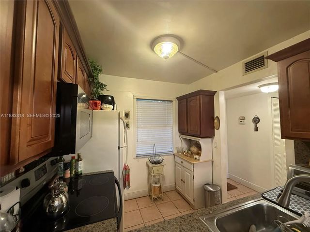 2 of 30 - 2726 Nw 104th Avenue #106, Sunrise, FL