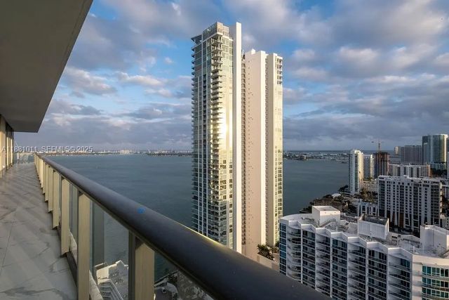 5 of 31 - 480 Ne 31 Street #3101, Miami, FL