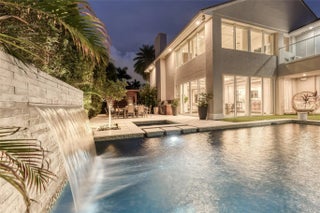 Photo of Listing #F10526695