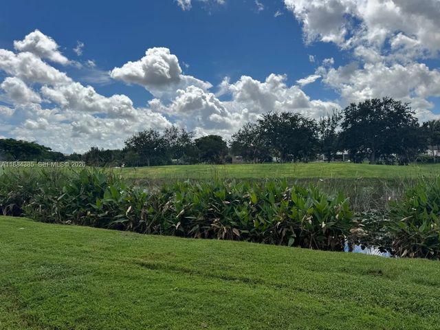 3 of 19 - 2471 Sw 82nd Avenue #108, Davie, FL