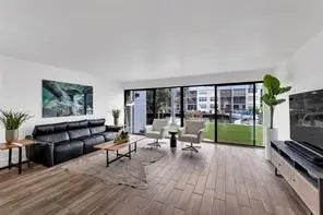 Photo of Listing #F10528104