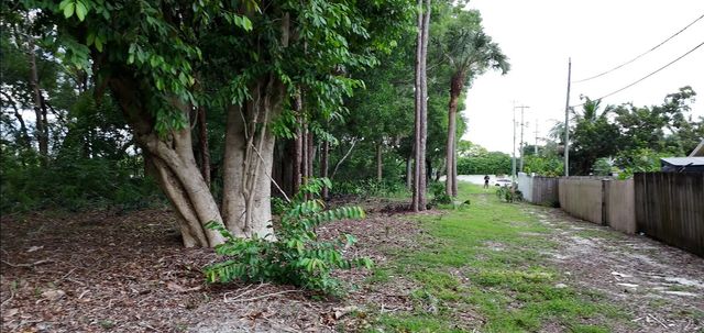 3 of 7 - 0000 Lantana Road, Atlantis, FL