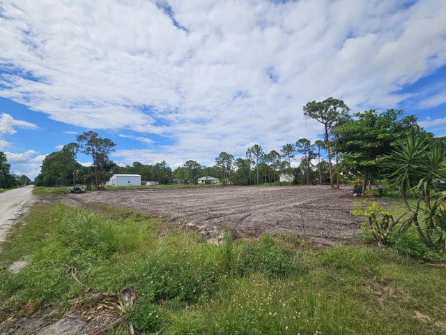 Photo of Listing #R11126889