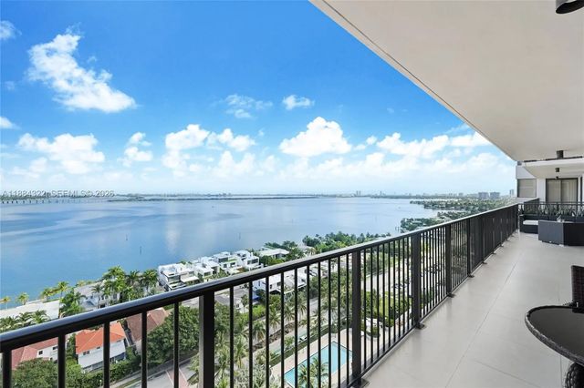 2 of 23 - 1000 Venetian Way #1902, Miami, FL
