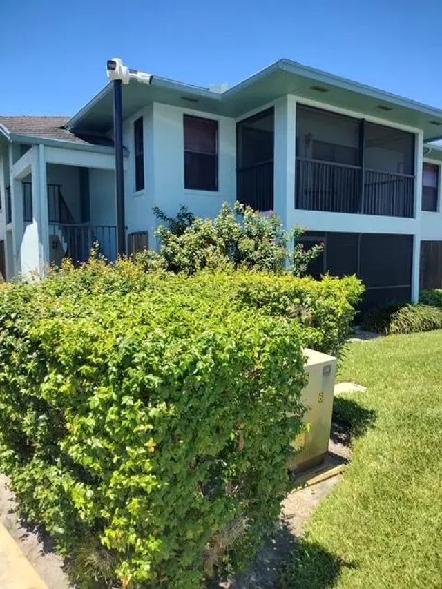 950 S Kanner #508, Stuart