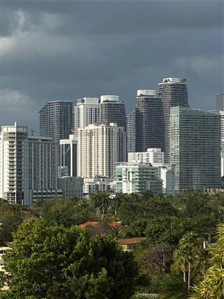 Photo of Listing #F10528614