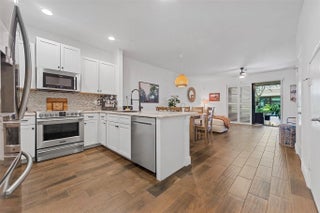 Photo of Listing #F10528572