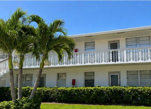 2 of 8 - 182 Markham I #182, Deerfield Beach, FL