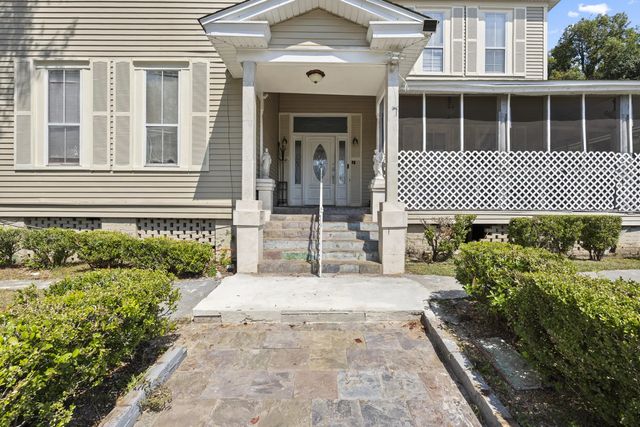 5 of 62 - 618 W Washington Street, Quincy, FL