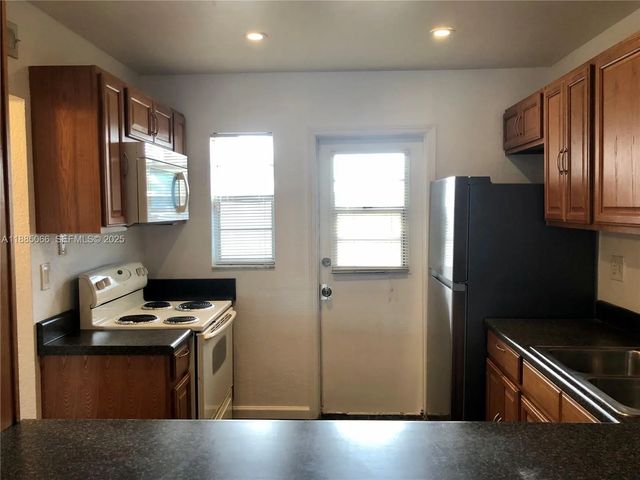 8121 Sw 24th Court #304, Davie